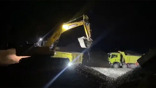 Escavadeira de esteiras ZG365 para carregamento de agregados