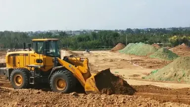 Pá carregadeira  ZL30H para nivelamento do solo