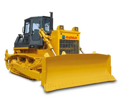 Trator hidráulico de esteira YD220