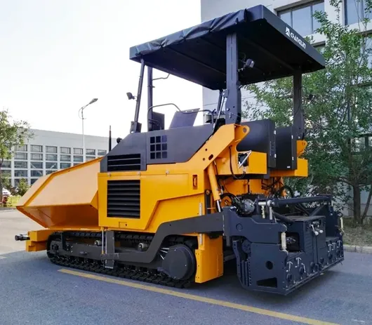 Pavimentadora de asfalto GYA9000